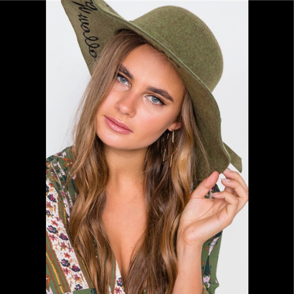 Olive Follow Your Dreams Graphic Wide Brim Hat
